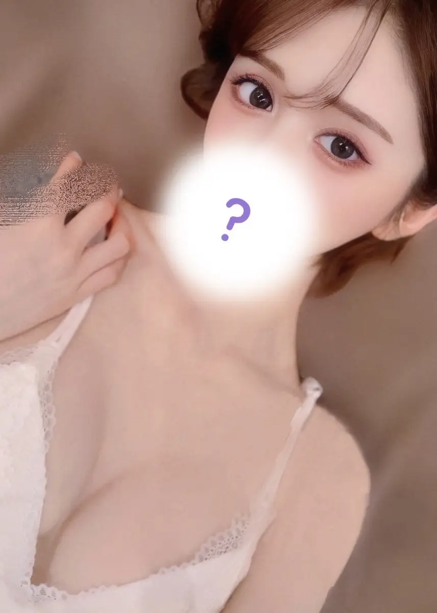 雷坂にな ｜ 【新宿店・初台店・東新宿店 ワンルーム型 メンズエステ】Aroma LaLuna〜アロマ ラルーナ〜 新宿のワンルーム型個室高級メンズエステ】 Aroma LaLuna〜アロマ ラルーナ〜