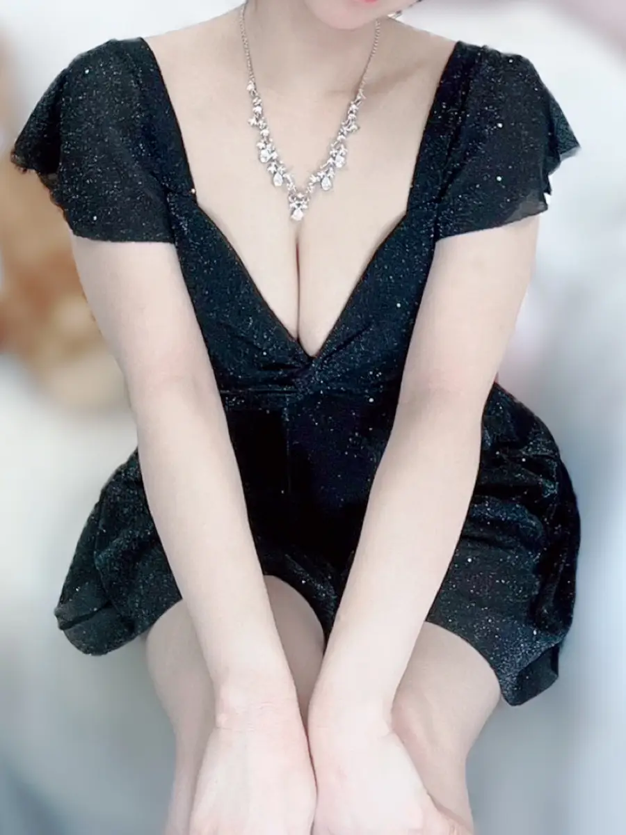 藤代プロフィール|大阪府 梅田 メンズエステ『rinse〜リンス〜』