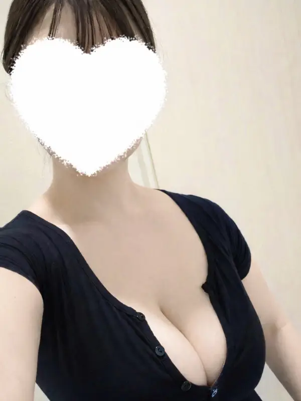 ひよりさんのプロフィール|秋葉原・浅草橋・岩本町・銀座 メンズエステ|Cotton Spa