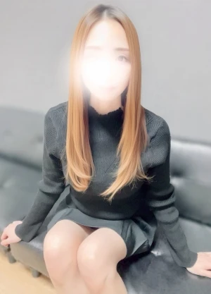 向井もかさんのプロフィール | 梅田 メンズエステ【マダムと紳士】