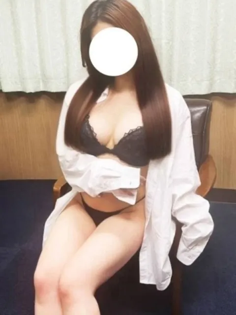 柊　ゆりさんのプロフィール｜大阪 京橋 メンズエステ｜高級メンズエステ｜華月別邸