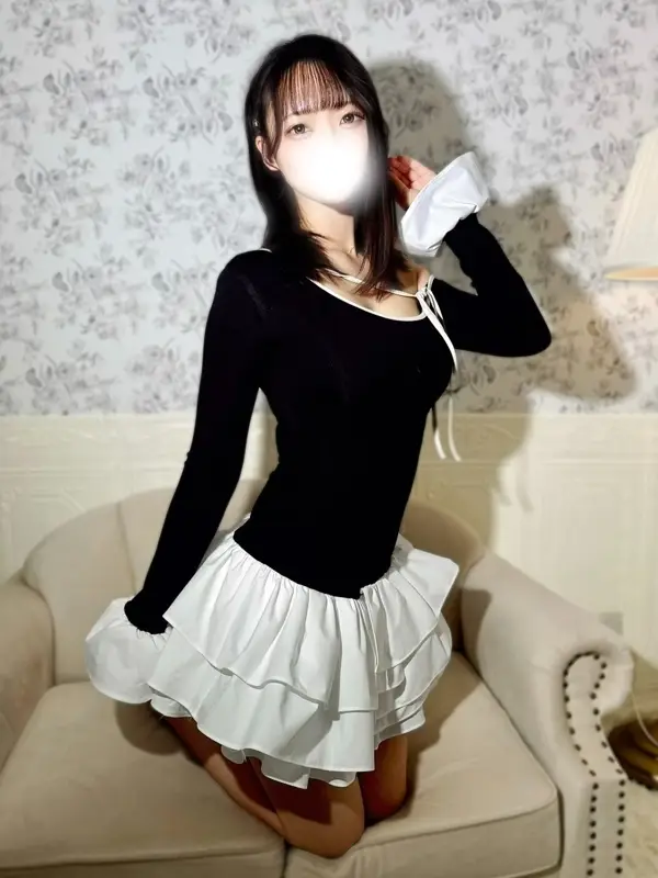 星乃　いおりプロフィール｜大阪 梅田メンズエステ『やみつきSPA』