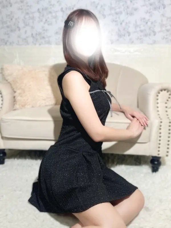 一ノ瀬 なぎプロフィール|大阪 梅田メンズエステ『やみつきSPA』