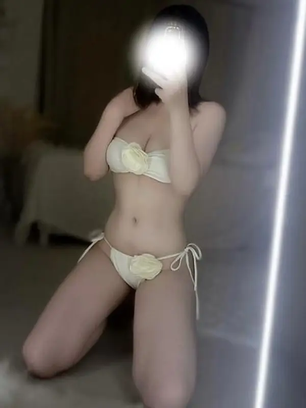 愛沢 りなプロフィール|大阪 梅田メンズエステ『やみつきSPA』
