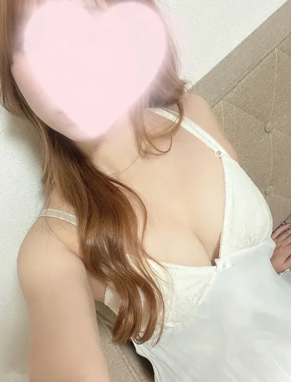 桃瀬ゆめ | セラピスト一覧 | 草津駅5分!SWEET ROSE(スイートロゼ)草津・滋賀メンズエステ 完全個室の大人の空間
