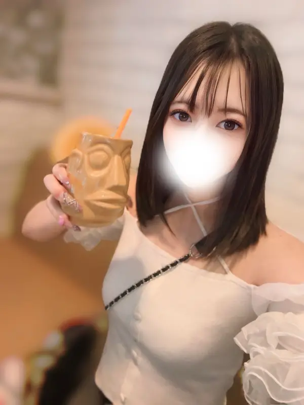 鈴原りこさんのプロフィール｜大泉学園駅 メンズエステ｜ホワイトルーム