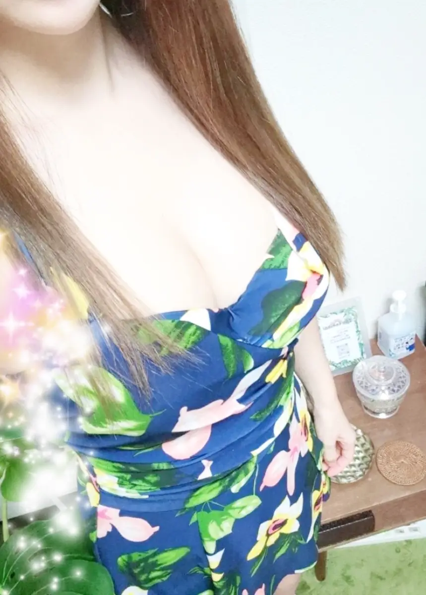 叶 えりか【F美body】プロフィール|麻布十番/六本木 メンズエステ『Spa Lanikai-スパ ラニカイ-』