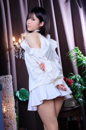 大阪高級メンズエステ『マダムの秘密』大人女性がもてなす極上の癒し｜月乃ルナさん