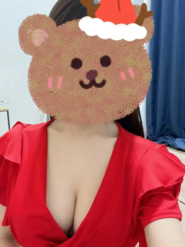 葉月〜はづき~プロフィール|大阪 堺東メンズエステ『Mrs.C'est la vie(ミセスセラヴィ)〜オトナ女子のすべて〜』
