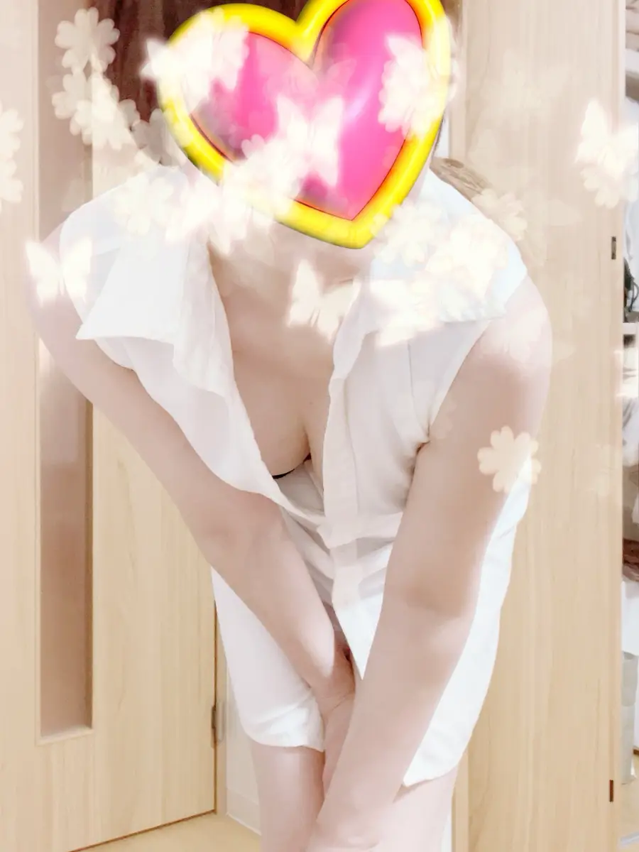 明日菜～あすな～プロフィール｜大阪 堺東メンズエステ『Mrs.C'est la vie（ミセスセラヴィ）〜オトナ女子のすべて〜』