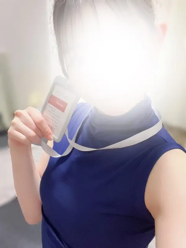 仲里あんず