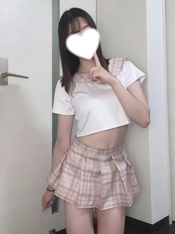 本条 まなみ