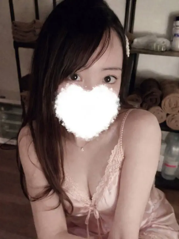 美波かんなさんのプロフィール|北千住 錦糸町 メンズエステ|リベア