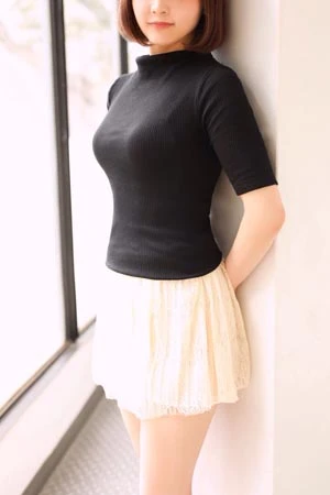 銀座メンズエステ、アロマ&リンパマッサージサロン「Ginza Room~ギンザ・ルーム」 | 安藤花(はな)さん