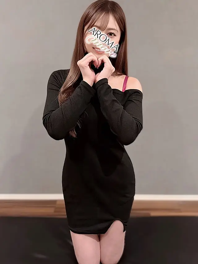 千里ひかるのプロフィール・写真|新宿・東新宿・銀座のメンズエステ【アロマモア】完全個室・日本人セラピスト