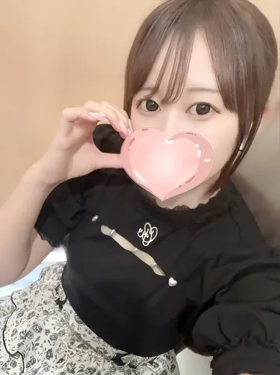 うるる【造形美の極致♡無垢なる白肌】 のプロフィール | Eden | 〜エデン〜