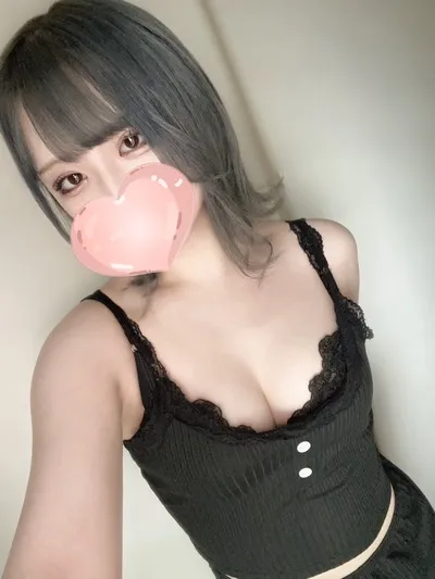 ゆみり【愛らしすぎる激推しセラピ♡】 のプロフィール | Eden | 〜エデン〜