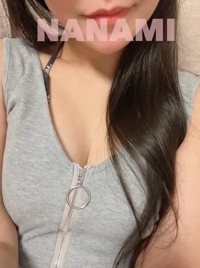 ななみ