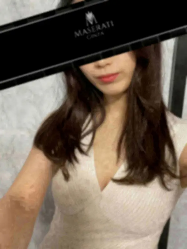 愛宮れいあさんのプロフィール｜施術のプロフェッショナルなセラピストと高級感のあるルームで高級施術を堪能｜マセラティ銀座　　　北新地梅田店/   銀座本店