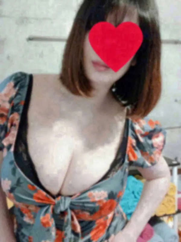後藤さら【出張可能】さんのプロフィール|大人の女性による、寛容力と包容力のある美蝶が戯れる、高級店でのサービスを✨ずば抜けた才覚をもつセラピストによる究極の施術を受けることができる、90分コースをぜひご堪能ください。|東京目黒高級セレブ熟女