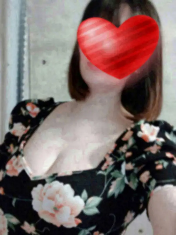 後藤さら【出張可能】さんのプロフィール|大人の女性による、寛容力と包容力のある美蝶が戯れる、高級店でのサービスを✨ずば抜けた才覚をもつセラピストによる究極の施術を受けることができる、90分コースをぜひご堪能ください。|東京目黒高級セレブ熟女