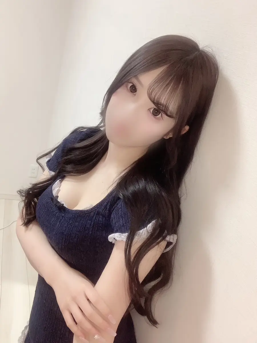 セラピスト「鈴村さん」のプロフィール 立川/八王子/国分寺/徒歩3～6分 Luxe Aroma(ラグゼアロマ) 都心に負けない濃密な施術を