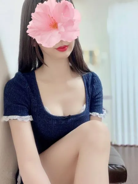 セラピスト「小川さん」のプロフィール 立川/八王子/国分寺/徒歩3~6分 Luxe Aroma(ラグゼアロマ) 都心に負けない濃密な施術を