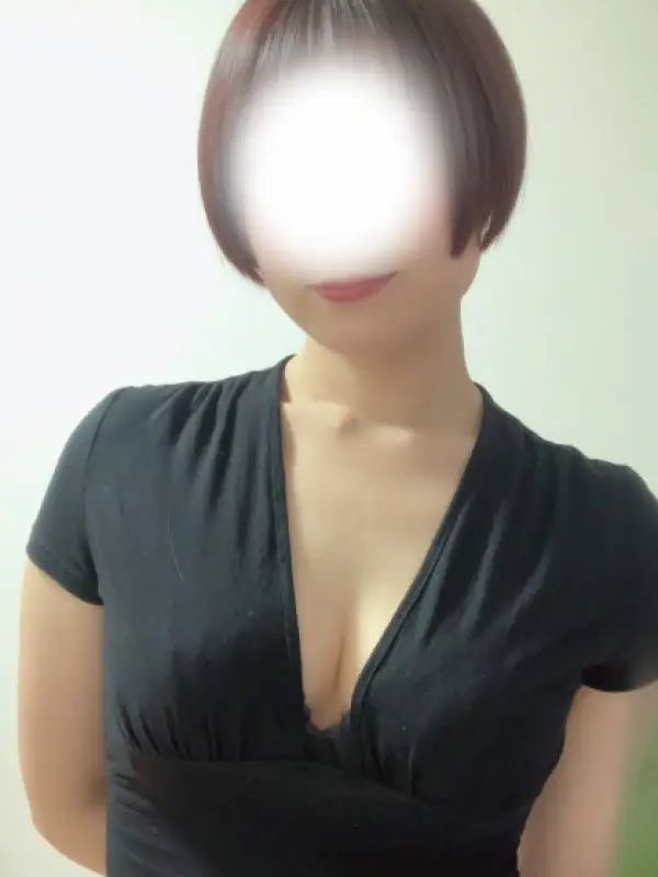 藤井 ゆりさんのプロフィール|吉祥寺 メンズエステ|Mrs,pa 〜ミセスパ〜