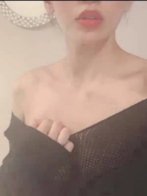 愛沢ももさんのプロフィール|東京 メンズエステ|RHEA SPA(レアスパ)