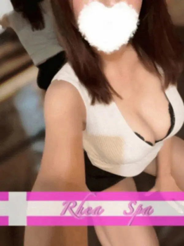 上条れいかさんのプロフィール|東京 メンズエステ|RHEA SPA(レアスパ)