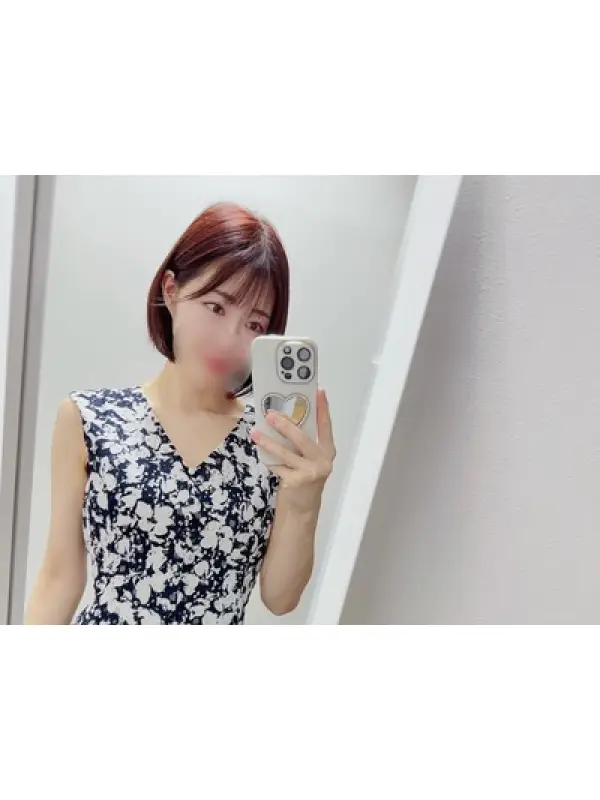 七海れいなさんのプロフィール｜代々木・南新宿・高田馬場・北参道 メンズエステ｜グランドガイアGrandGaia