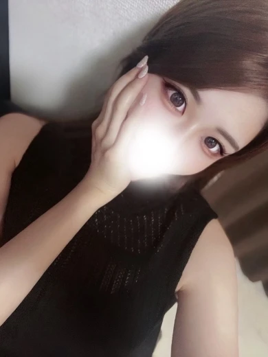 秋葉原のメンズエステなら『AROMA CROWN-アロマクラウン-』 | SSS級れいみ プロフィール
