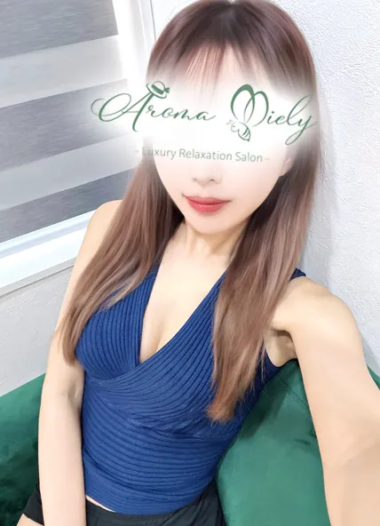 加納ひとみ
