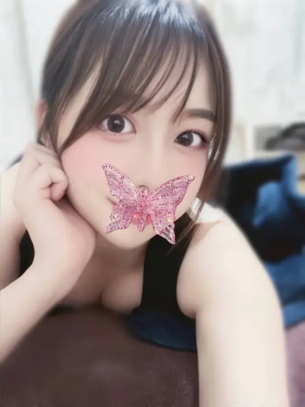 百瀬 あやめさんのプロフィール｜横須賀中央駅からすぐ！　メンズエステ｜横須賀 ブラッドオレンジ
