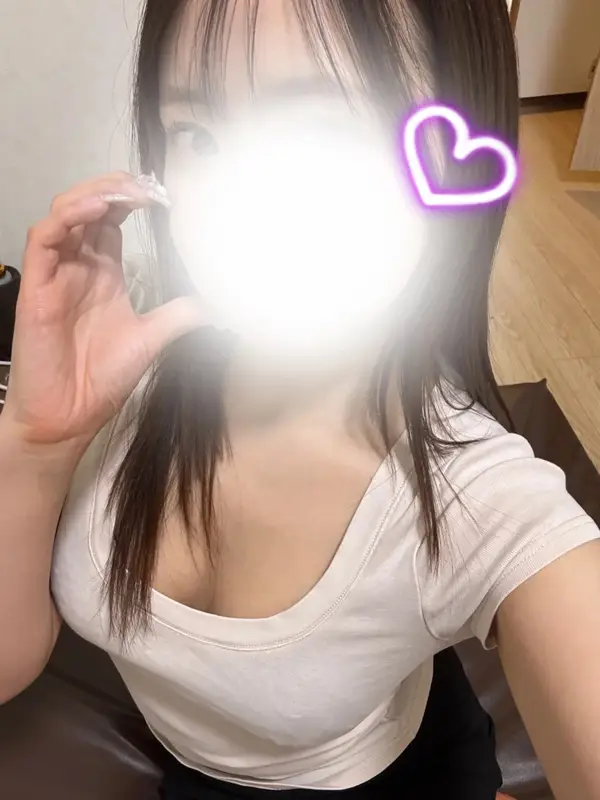 秋山せりかさんのプロフィール|メンズエステ ラグタイム秋葉原