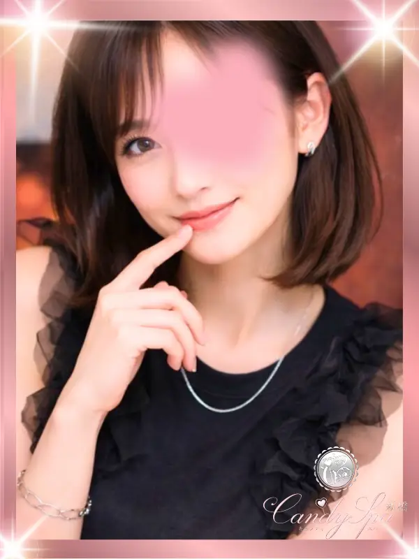 白石 ユリ