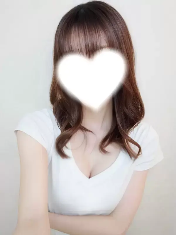 真野めい