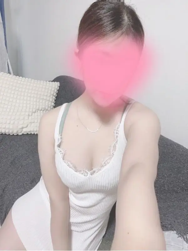 あいな