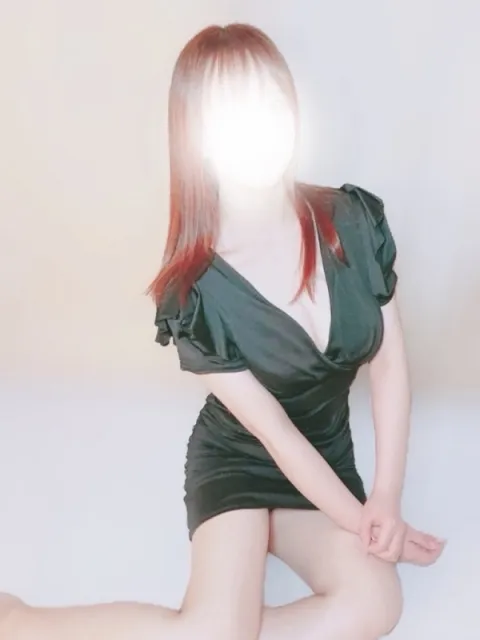 あやねさんのプロフィール｜大阪・梅田・出張メンズエステ｜梅田メンズエステ[大阪アロマフェニーチェ(AromaFenice)] 大阪メンエス