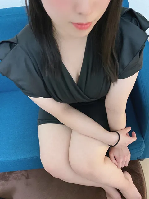 若月 あやな