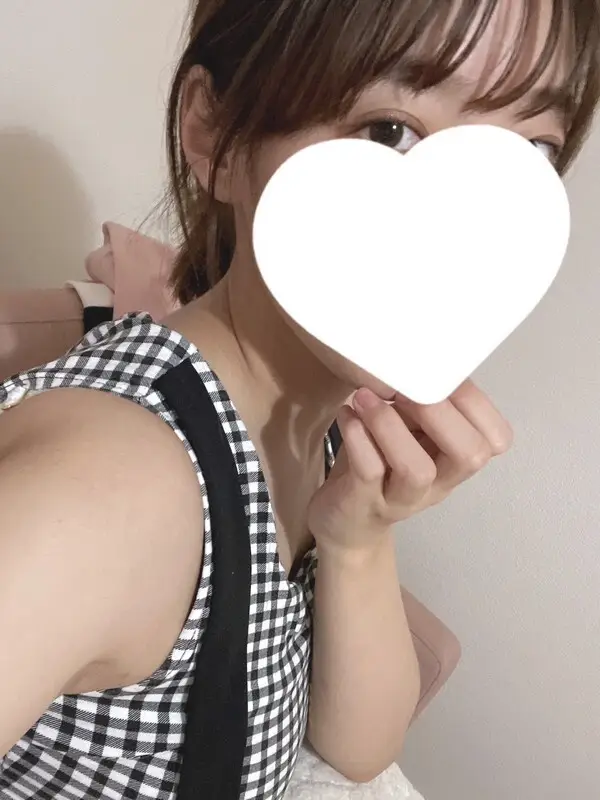 ひよりプロフィール｜佐賀市 メンズエステ『Lapin - ラパン -』