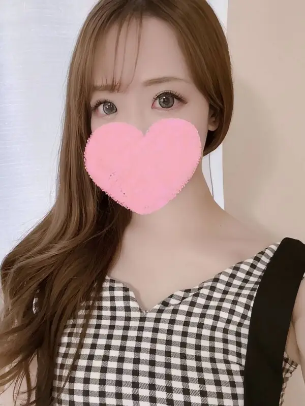 えみりプロフィール|佐賀市 メンズエステ『Lapin - ラパン -』
