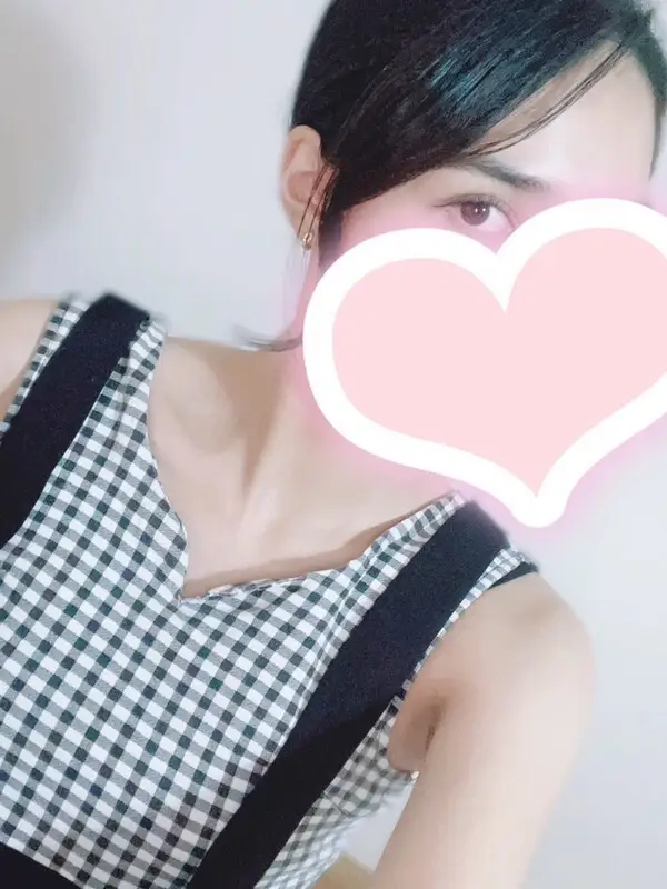 れいらプロフィール｜佐賀市 メンズエステ『Lapin - ラパン -』