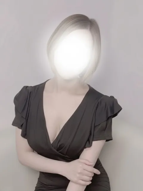 みきさんのプロフィール｜大阪・梅田・出張メンズエステ｜梅田メンズエステ[大阪アロマフェニーチェ(AromaFenice)] 大阪メンエス