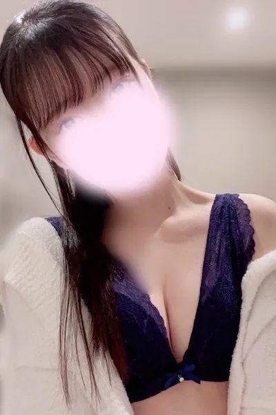 大宮 メンズエステ｜Offsuit 〜オフスート〜 大宮 メンズエステ｜Offsuit | Therapist - 芳根　ひより(20歳)