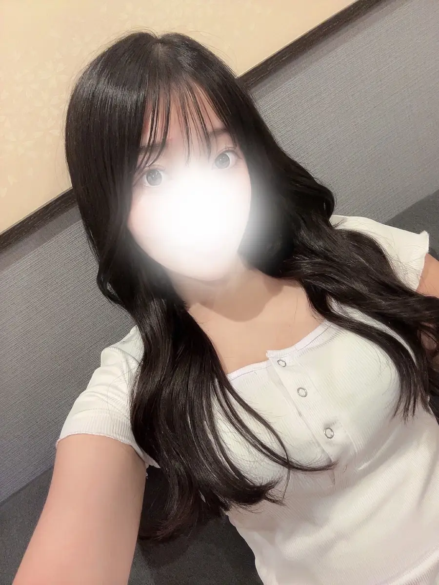 えな プロフィール|群馬県 伊勢崎市 メンズエステ『秘密のとびら』