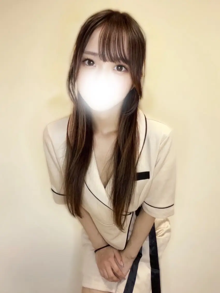 入江みれい プロフィール｜神奈川 武蔵小杉 メンズエステ『LUXENTIQUE—ラグザンティーク』