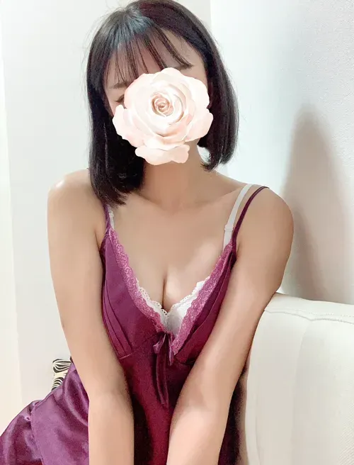 るな | セラピスト一覧 | 京都メンズエステ フェアリーベイ 京都駅5分 完全個室＆オイルマッサージ 初回割あり