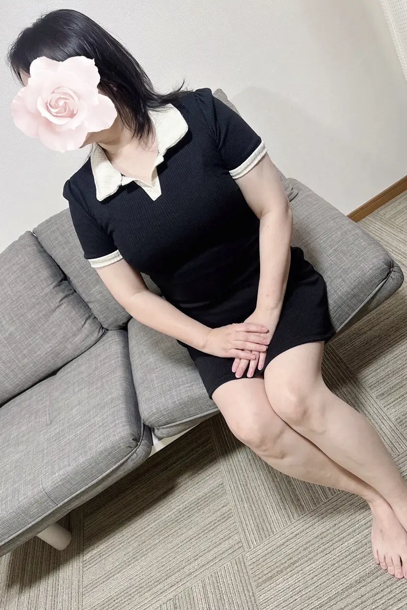 絢香♣︎あやか プロフィール|岐阜メンズエステ 『ミセス ローズ』 Mrs.Rose 岐阜駅すぐのメンエスでリラクゼーションを