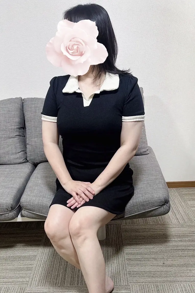 絢香♣︎あやか プロフィール|岐阜メンズエステ 『ミセス ローズ』 Mrs.Rose 岐阜駅すぐのメンエスでリラクゼーションを